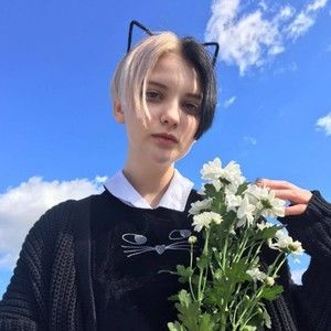 Meet your Posher, Corinne